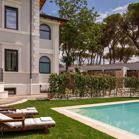 Livia Valeria Palace 公寓式酒店 4*