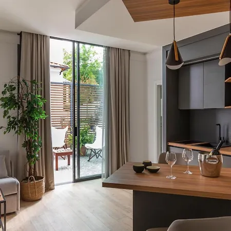 Livia Valeria Palace 아파트호텔 4*