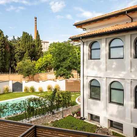 아파트호텔 Livia Valeria Palace 4*