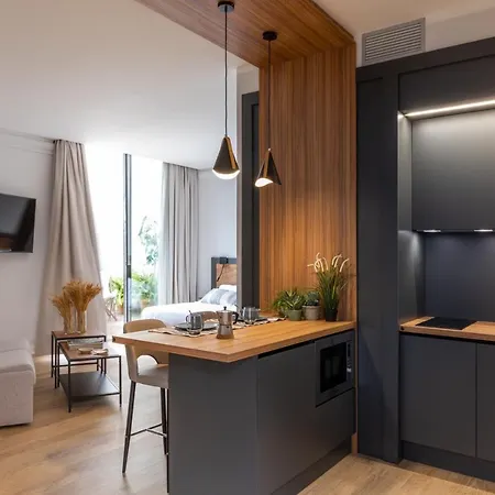 Livia Valeria Palace 아파트호텔 4*