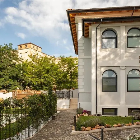 Livia Valeria Palace 아파트호텔 4*