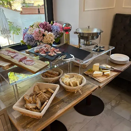 Livia Valeria Palace 아파트호텔 로마