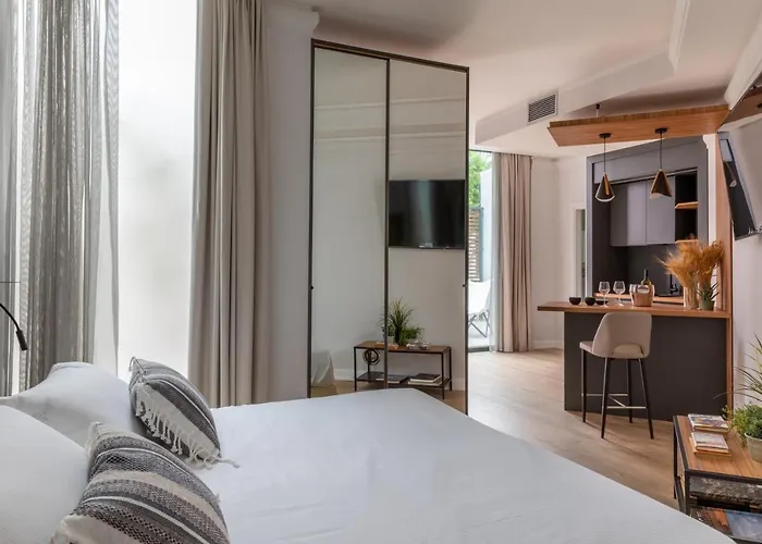 Livia Valeria Palace 4* Řím