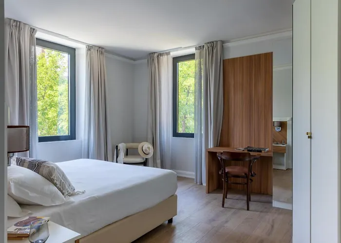 Livia Valeria Palace Aparthotel 4*